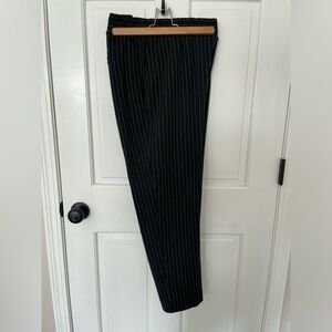 A New Day Womens High Rise Slim Straight Ankle Pull On Pants Black pin-striped